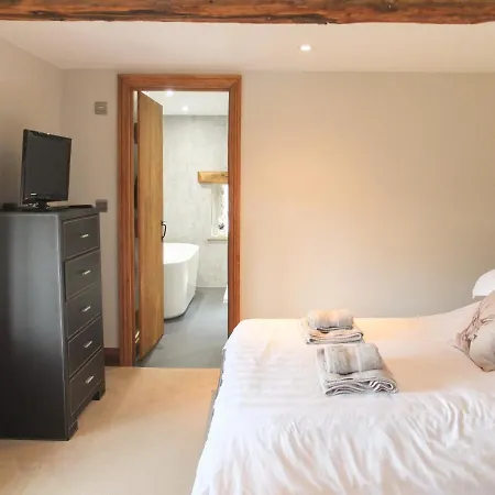 Hillrise * Penrith